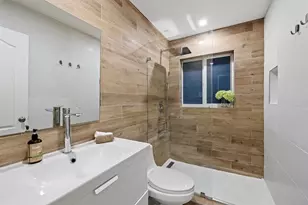 4311 NE 15th Ave, Oakland Park, FL 33334 - Photo 12