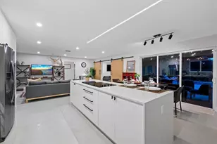 4311 NE 15th Ave, Oakland Park, FL 33334 - Photo 4