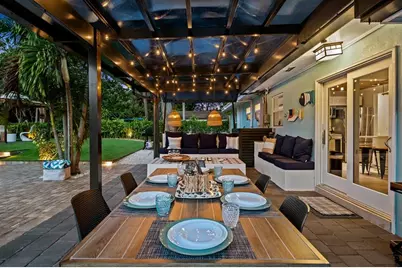 1813 SW 10th Ct, Fort Lauderdale, FL 33312 - Photo 4