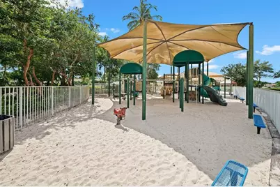 1400  Blue Jay Cir, Weston, FL 33327 - Photo 38