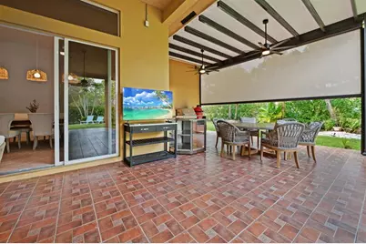 1400  Blue Jay Cir, Weston, FL 33327 - Photo 32