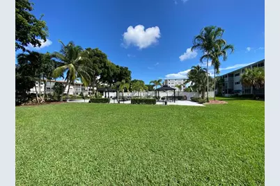 1001  Hillcrest Court, Unit #108, Hollywood, FL 33021 - Photo 14