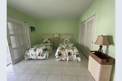 2050 NE 39th St, Unit #207, Lighthouse Point, FL 33064 - Photo 4