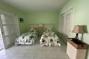 2050 NE 39th St, Lighthouse Point, FL 33064 - Photo 4