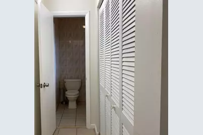 7807  Golf Circle Dr, Unit #306, Margate, FL 33063 - Photo 16