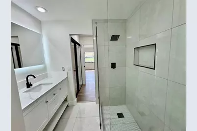 84  Centennial Ct, Deerfield Beach, FL 33442 - Photo 32