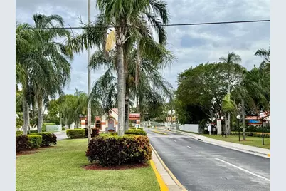 84  Centennial Ct, Deerfield Beach, FL 33442 - Photo 46