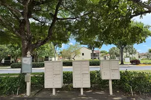 84 Centennial Ct, Deerfield Beach, FL 33442 - Photo 40