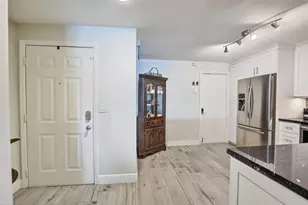 1291 Sorrento Dr, Weston, FL 33326 - Photo 8