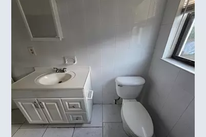 5204 NW 15th Ct, Lauderhill, FL 33313 - Photo 14