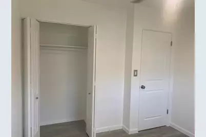 5921 NE 5th Ave, Oakland Park, FL 33334 - Photo 8