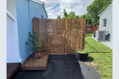 5921 NE 5th Ave, Oakland Park, FL 33334 - Photo 56