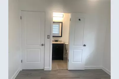 5921 NE 5th Ave, Oakland Park, FL 33334 - Photo 16