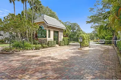 3564  Sanctuary Dr, Coral Springs, FL 33065 - Photo 32