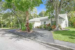 3564 Sanctuary Dr, Coral Springs, FL 33065 - Photo 30