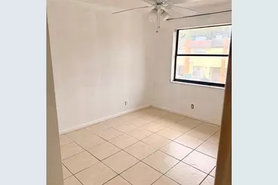 6518 SW 41st St, Davie, FL 33314 - Photo 6