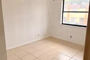 6518 SW 41st St, Davie, FL 33314 - Photo 6