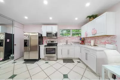 5720  Flagler St, Hollywood, FL 33023 - Photo 20