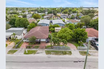 5720  Flagler St, Hollywood, FL 33023 - Photo 1