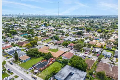 5720  Flagler St, Hollywood, FL 33023 - Photo 10