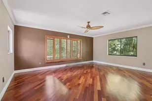 10115 Biscayne Blvd, Miami Shores, FL 33138 - Photo 12