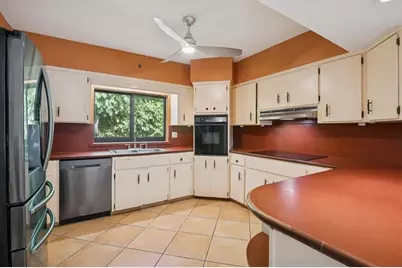 10115  Biscayne Blvd, Miami Shores, FL 33138 - Photo 4