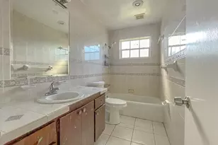 2421 NW 63rd Ave, Sunrise, FL 33313 - Photo 16