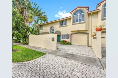 101 NE 14th Ave, Unit #101, Fort Lauderdale, FL 33301 - Photo 1