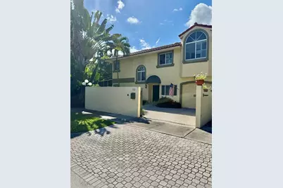 101 NE 14th Ave, Unit #101, Fort Lauderdale, FL 33301 - Photo 2