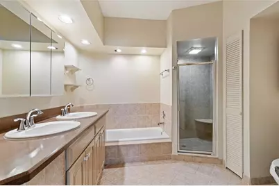 302  Sea Oats Dr, Unit #H, Juno Beach, FL 33408 - Photo 14