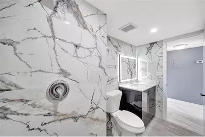 1100  Saint Charles Pl, Unit #708, Pembroke Pines, FL 33026 - Photo 30