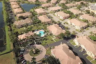 306 Belmont Ln, North Lauderdale, FL 33068 - Photo 4