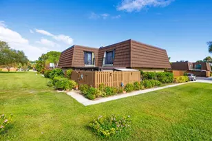 6197 SE Riverboat Dr, Stuart, FL 34997 - Photo 4