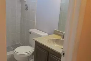 8390 Lagos De Campo Blvd, Tamarac, FL 33321 - Photo 12