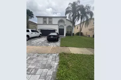 2761 Misty Oaks Circle, West Palm Beach, FL 33411 - Photo 1