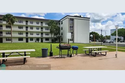 500 NE 2nd St, Unit #204, Dania Beach, FL 33004 - Photo 18