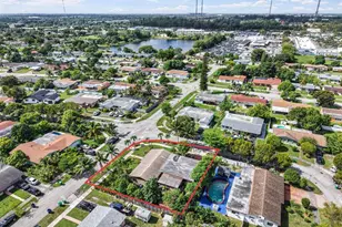 45 NE 212th St, Miami, FL 33179 - Photo 36