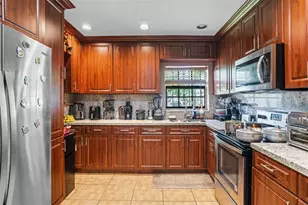 45 NE 212th St, Miami, FL 33179 - Photo 12