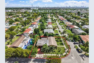 45 NE 212th St, Miami, FL 33179 - Photo 34