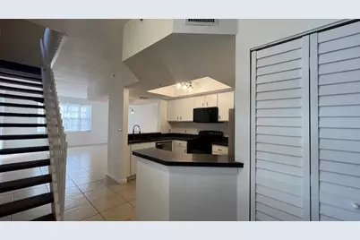 735 SW 148th Ave, Unit #1702, Davie, FL 33325 - Photo 6