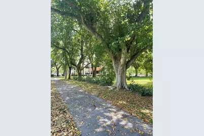 1030  Crystal Way, Unit #104, Delray Beach, FL 33444 - Photo 32