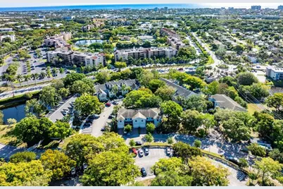 1030  Crystal Way, Unit #104, Delray Beach, FL 33444 - Photo 2