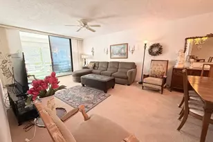 2851 Somerset Dr, Lauderdale Lakes, FL 33311 - Photo 4