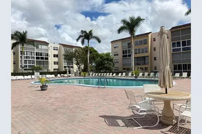 2851  Somerset Dr, Unit #316, Lauderdale Lakes, FL 33311 - Photo 1