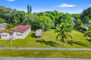 23 NE 116th St, Miami, FL 33161 - Photo 4