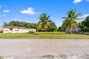 23 NE 116th St, Miami, FL 33161 - Photo 24