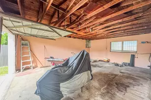 23 NE 116th St, Miami, FL 33161 - Photo 34