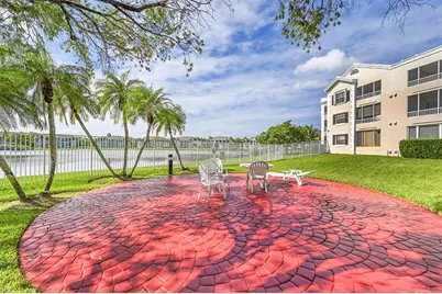 2841 N Oakland Forest Dr, Unit #106, Oakland Park, FL 33309 - Photo 24