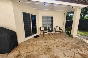 1303 Seagrape Cir, Weston, FL 33326 - Photo 40