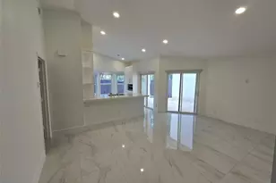 1303 Seagrape Cir, Weston, FL 33326 - Photo 18